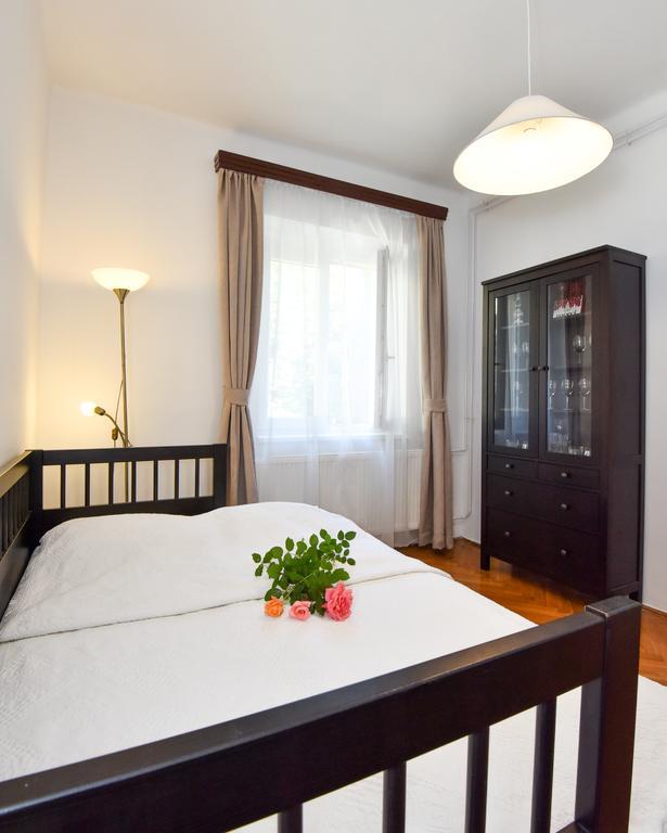 Grape&Wine Guesthouse Eger Esterno foto